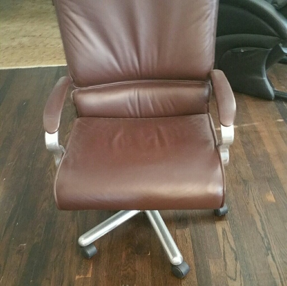 Brayton High Back Leather Chairs -set of 4 - Picture 3 of 4